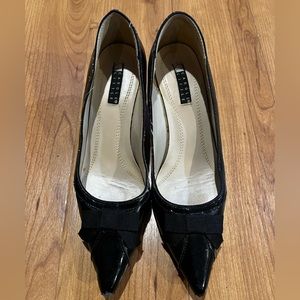 Vintage Carole Little Eclipse Black Patent Leather Trim Heels with Bow - Size 6